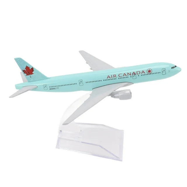 Boeing 777 Model Airplane – 16cm Decorative Replica